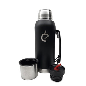 Un Mate Black Thermos Bottle 1L