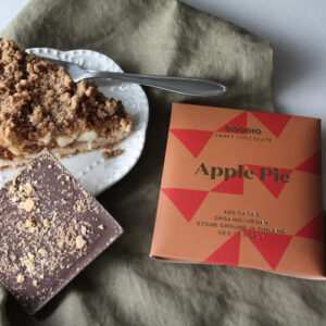 GOODIO Organic Raw Stone Ground 49% Dark Chocolate Apple Pie