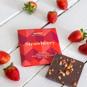 GOODIO Organic Raw Stone Ground 49% Dark Chocolate Strawberry